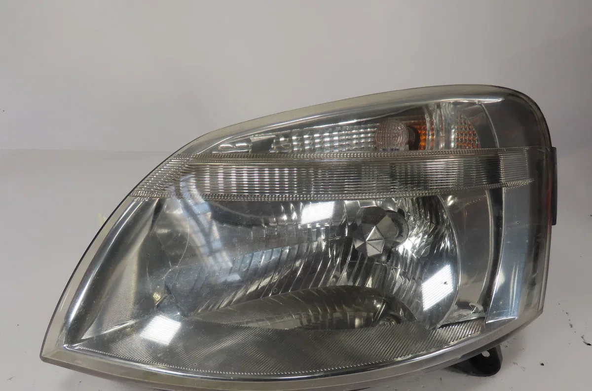 Phare gauche Peugeot PARTNER Monospace (5_, G_) 1.6 hdi 75 (2005-2008) 4 portes occasion