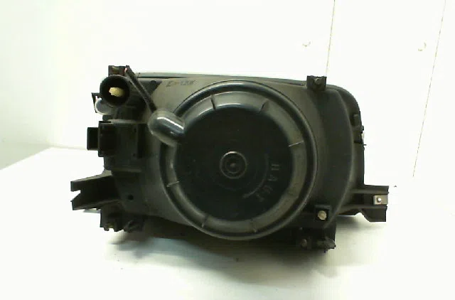 Phare gauche RENAULT 19  1.4i 8v 80ch occasion