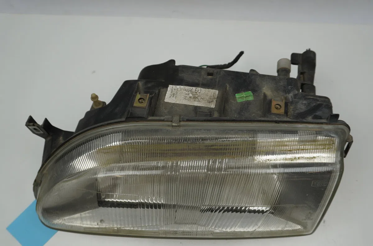 Phare gauche Renault 19 I (B-C53_) 1.9 d (b-c534, b-c53j) (1988-1992) 5 portes occasion