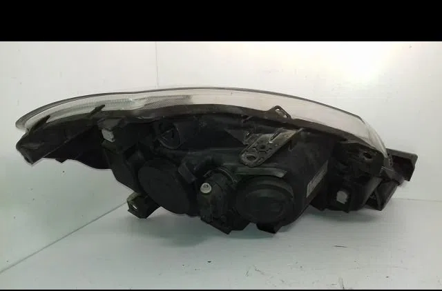 Phare gauche RENAULT CLIO 1.5 DCI occasion