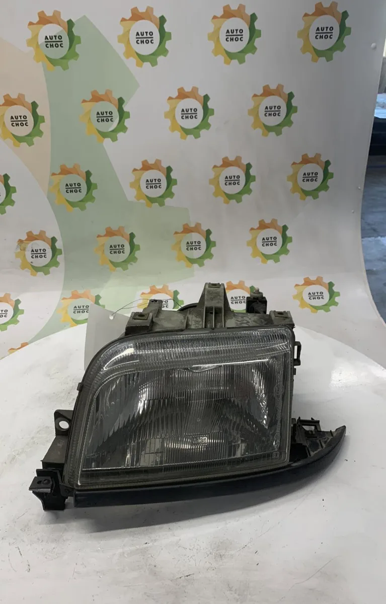 Phare gauche RENAULT CLIO 1 PHASE 2 occasion