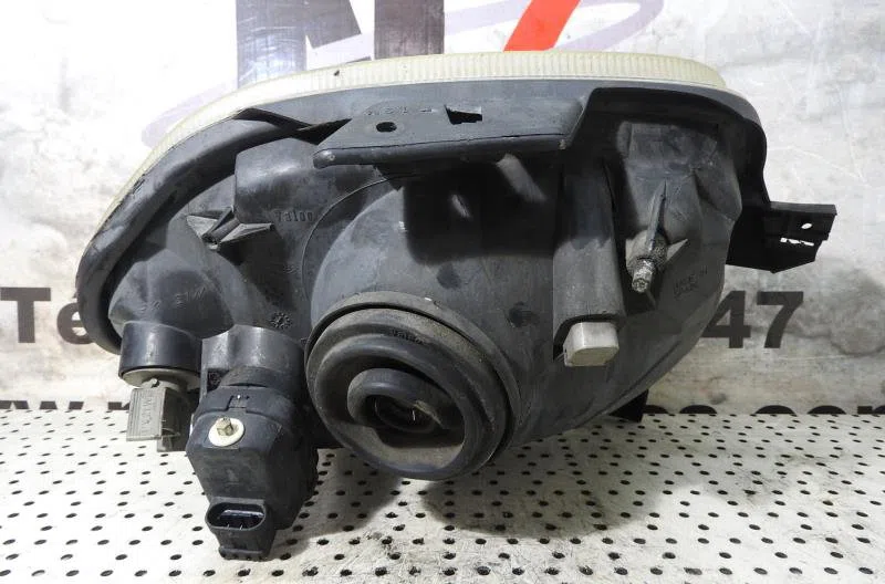 Phare gauche RENAULT CLIO 2 PHASE 1 occasion
