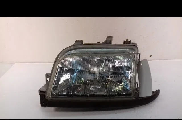 Phare gauche Renault CLIO I (B-C57_, 5-357_) 1.2 (b-c-s572) (1990-1996) occasion