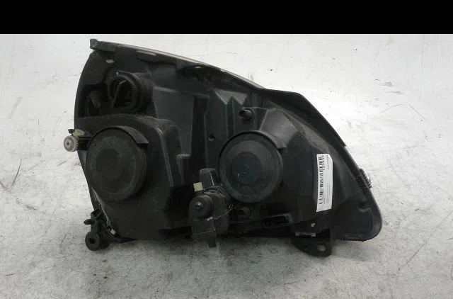 Phare gauche Renault CLIO II (BB_, CB_) 1.2 (bb0a, bb0f, bb10, bb1k, bb28, bb2d, bb2h, cb0a,... (1998-2010) 5 portes occ