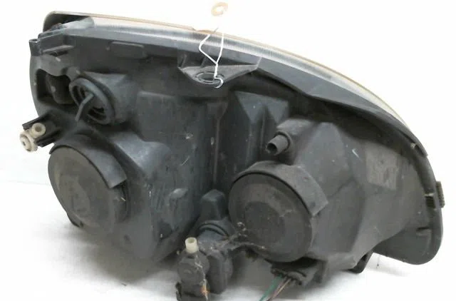 Phare gauche Renault CLIO II (BB_, CB_) 1.5 dci (2003-2005) occasion