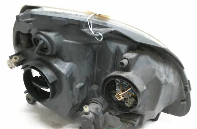 Phare gauche Renault CLIO II (BB_, CB_) 1.5 dci (b-cb08) (2001-2005) 5 portes occasion