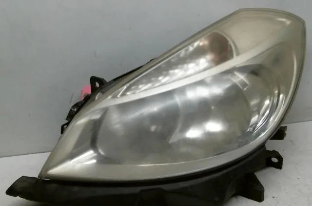 Phare gauche Renault CLIO III (BR0-1, CR0-1) 1.2 16v (br02, br0j, br11, cr02, cr0j, cr11) (2005-2014) 5 portes occasion