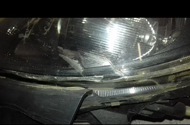Phare gauche Renault CLIO III (BR0-1, CR0-1) 1.5 dci (br17, cr17) (2005-2012) 5 portes occasion