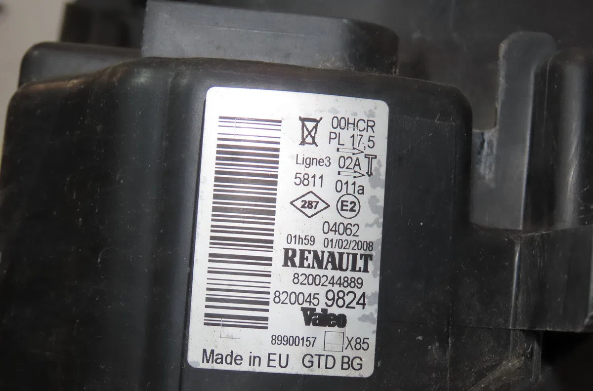 Phare gauche Renault CLIO III (BR0-1, CR0-1) 1.5 dci (br17, cr17) (2005-2012) 5 portes occasion