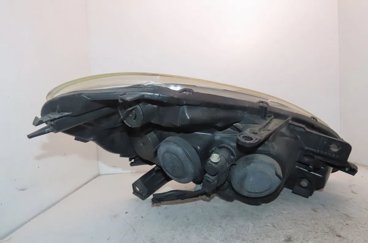 Phare gauche Renault CLIO III (BR0-1, CR0-1) 1.5 dci (c-br0g, c-br1g) (2005-2012) 5 portes occasion