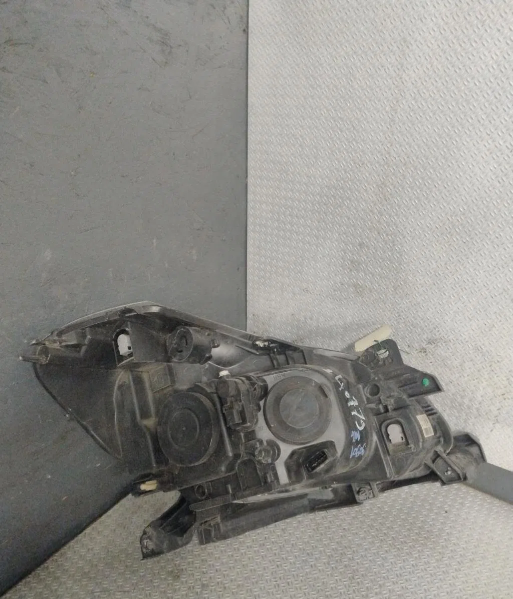 Phare gauche Renault CLIO III Grandtour (KR0-1_) 1.2 16v (kr02, kr0j) (2008-2014) occasion