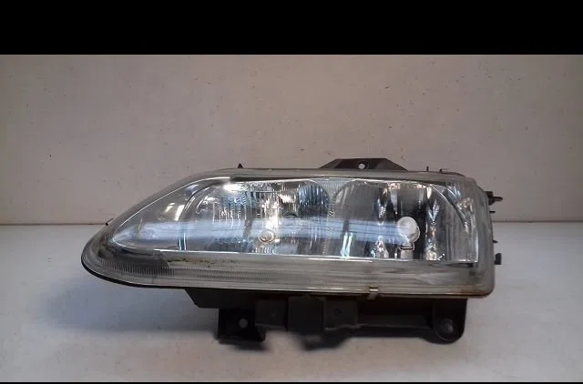Phare gauche Renault ESPACE III (JE0_) 2.0 (2001-2002) occasion