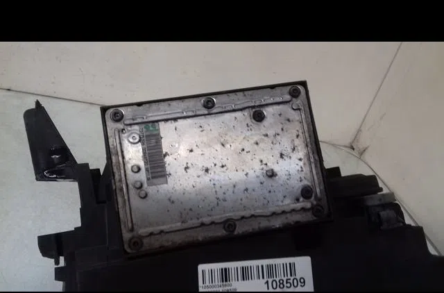 Phare gauche Renault ESPACE III (JE0_) 2.2 dci (je0k) (2000-2002) 5 portes occasion
