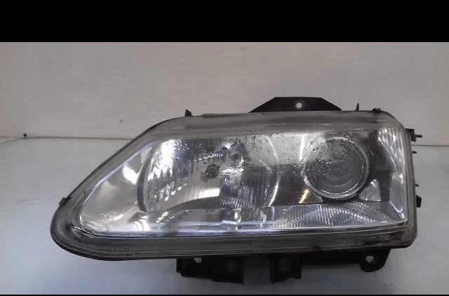 Phare gauche Renault ESPACE III (JE0_) 2.2 dci (je0k) (2000-2002) 5 portes occasion