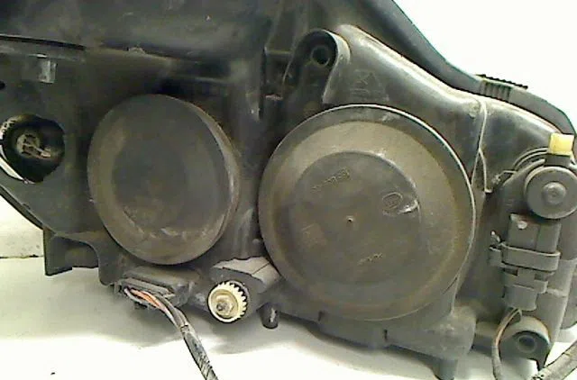 Phare gauche Renault ESPACE IV (JK0-1_) 1.9 dci (jk0u) (2003-2005) 5 portes occasion