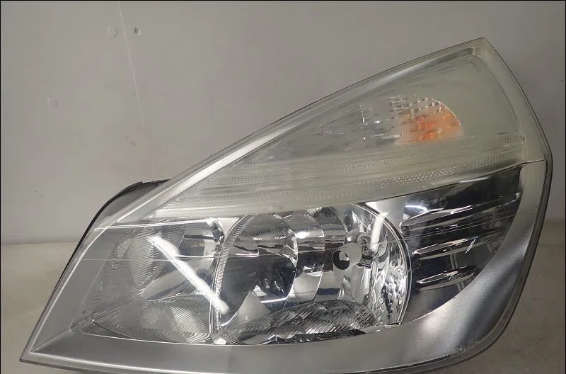 Phare gauche Renault ESPACE IV (JK0-1_) 2.0 dci (jk03, jk04, jk1c, jk1g, jk1j, jk1k) (2006) 5 portes occasion