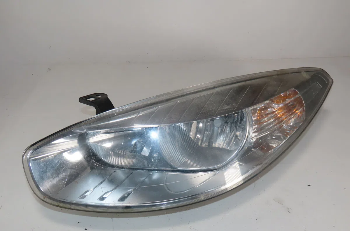 Phare gauche Renault FLUENCE (L3_) 1.5 dci (l30b) (2010) occasion