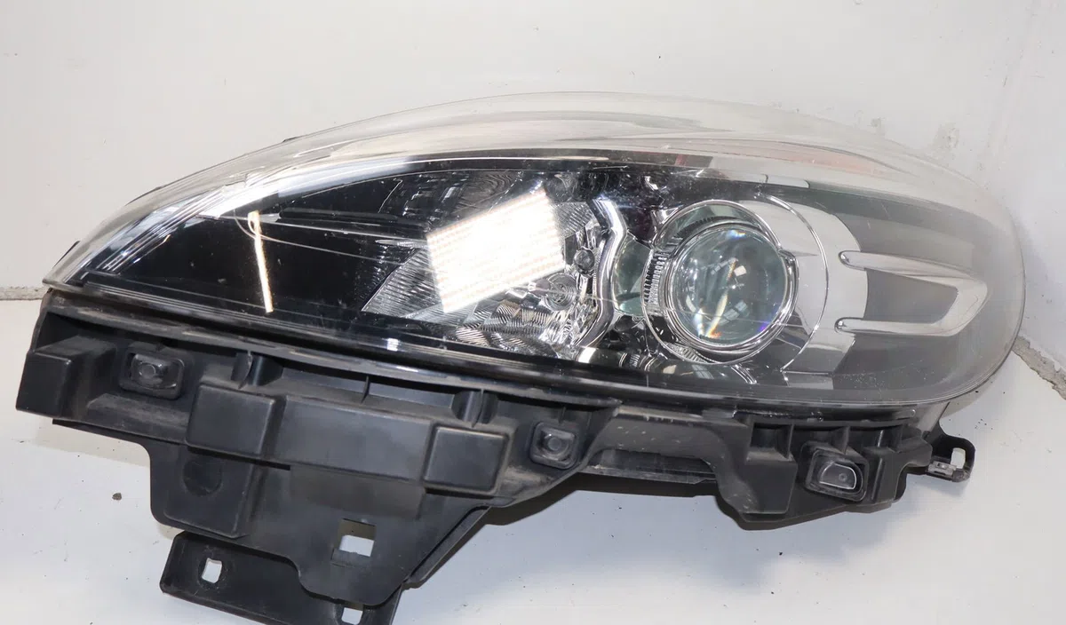 Phare gauche Renault GRAND SCÉNIC III (JZ0-1_) 1.6 dci (jz00, jz12) (2011) 5 portes occasion