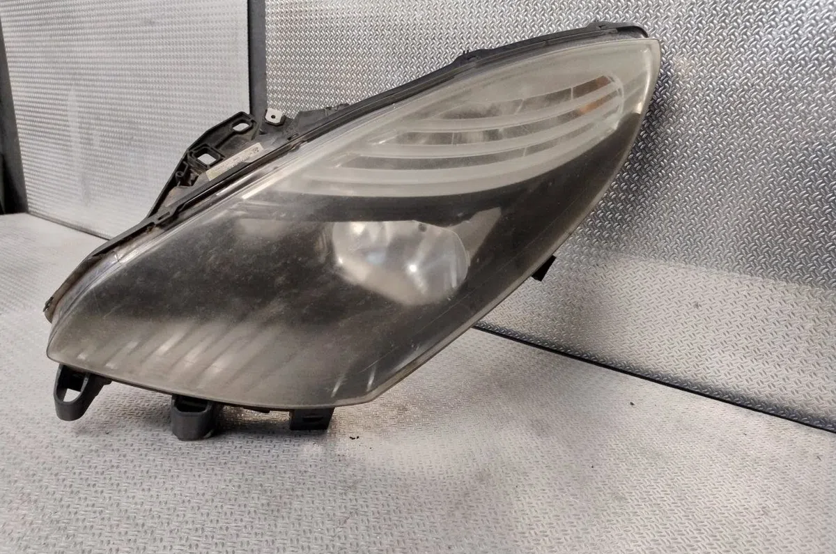 Phare gauche Renault GRAND SCÉNIC III (JZ0-1_) 2.0 dci (jz0y) (2009) occasion