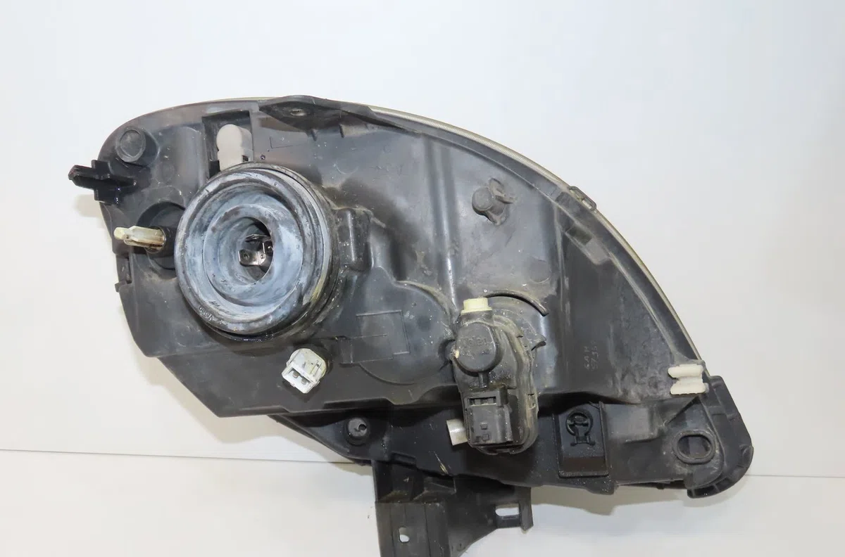 Phare gauche Renault KANGOO Express (FC0-1_) 1.5 dci (fc1e) (2005) 4 portes occasion