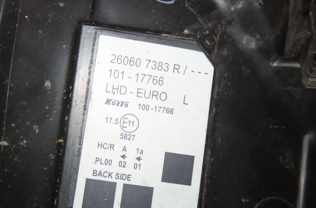 Phare gauche Renault KANGOO Express (FW0-1_) 1.5 dci 75 (fw07, fw10, fw04) (2010) 4 portes occasion