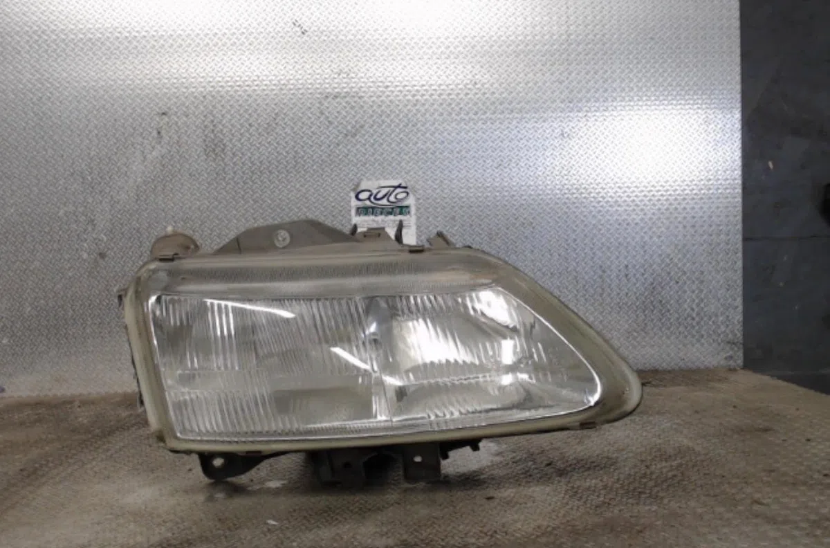 Phare gauche RENAULT LAGUNA 1  LAGUNA 1 PHASE 1 BREAK occasion