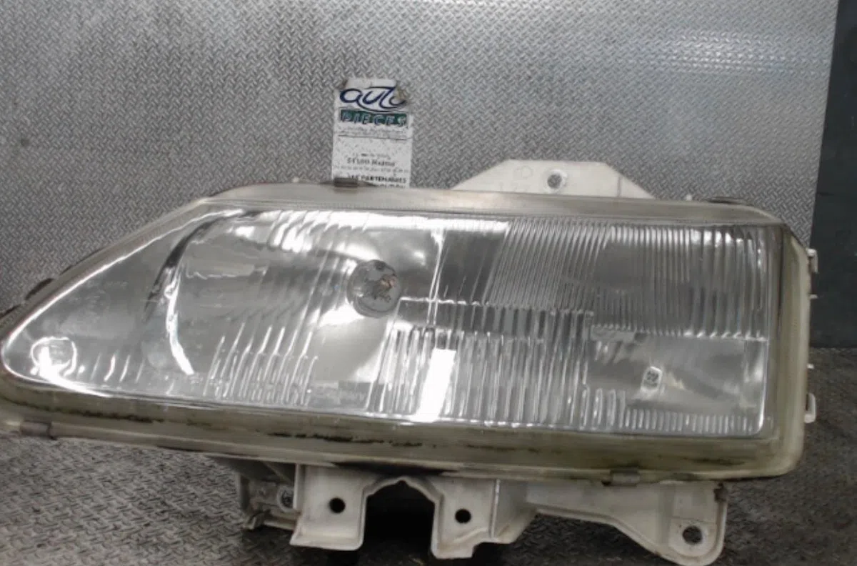 Phare gauche RENAULT LAGUNA 1  LAGUNA 1 PHASE 1 occasion