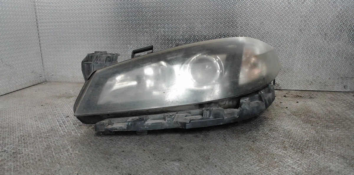 Phare gauche RENAULT LAGUNA 2  LAGUNA 2 PHASE 2 BREAK occasion