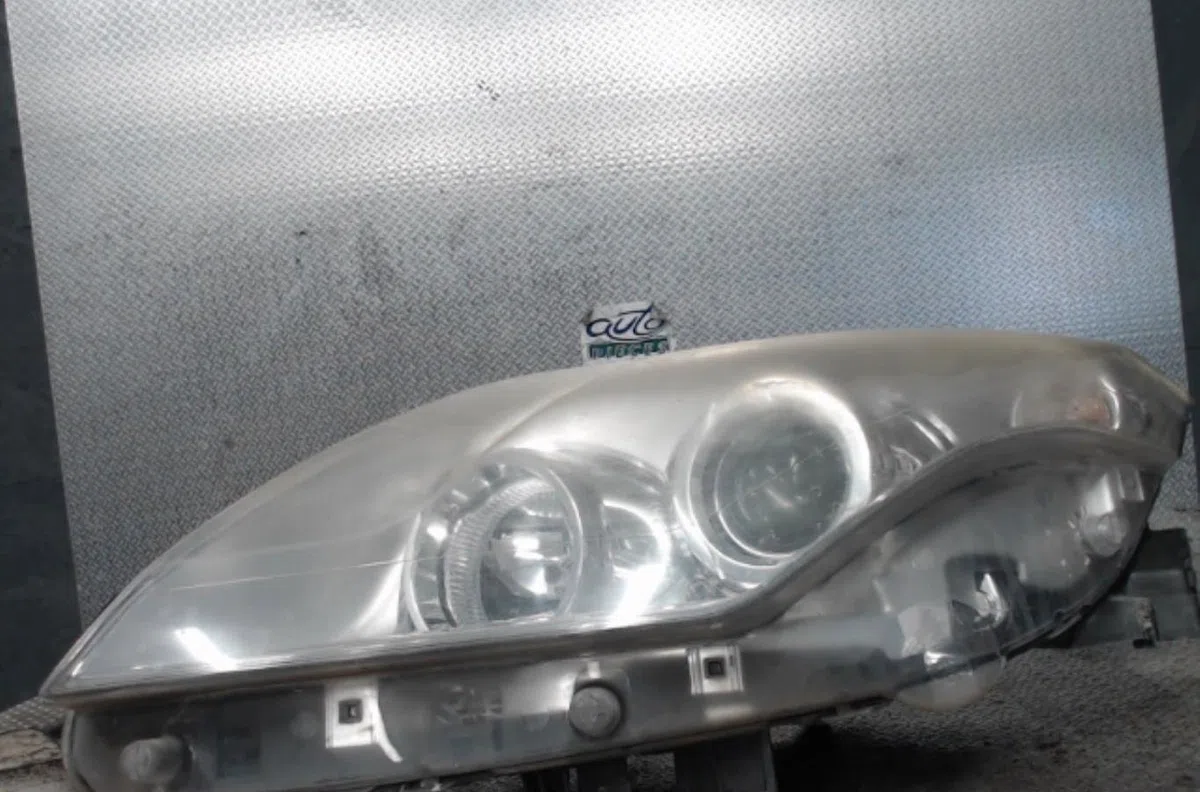 Phare gauche RENAULT LAGUNA 3  LAGUNA 3 PHASE 1 BREAK occasion