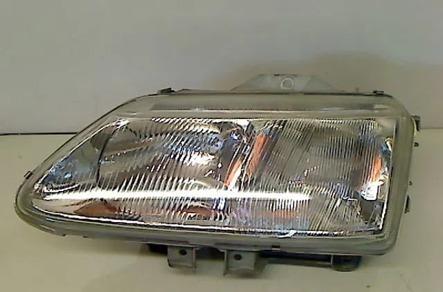 Phare gauche RENAULT LAGUNA I 1997 occasion