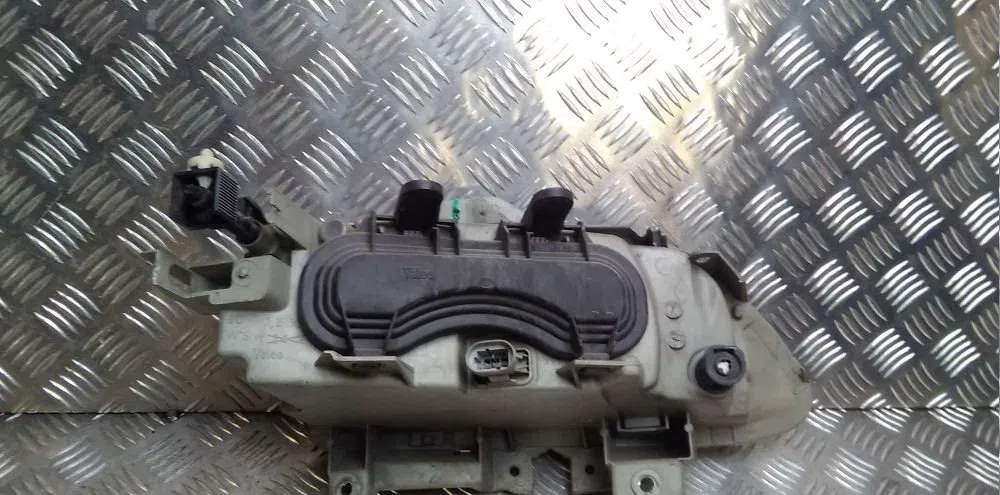 Phare gauche Renault LAGUNA I (B56_, 556_) 1.8 (1995-2001) occasion
