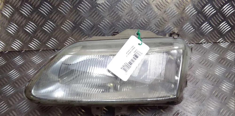 Phare gauche Renault LAGUNA I (B56_, 556_) 1.8 (1995-2001) occasion