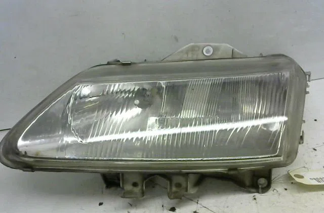 Phare gauche Renault LAGUNA I (B56_, 556_) 2.2 d (b56f-2) (1993-2001) occasion