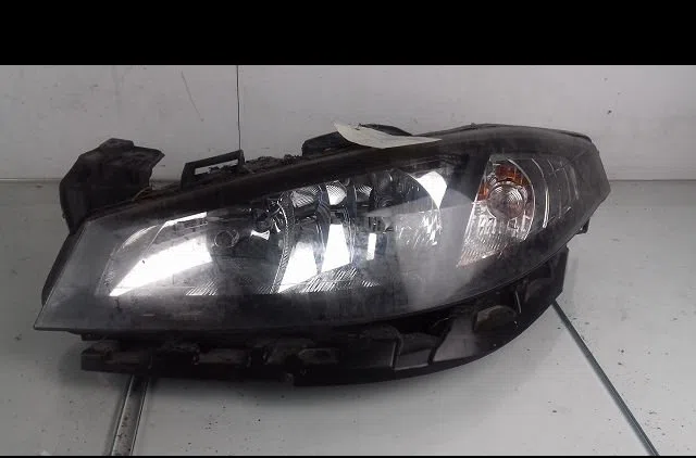 Phare gauche Renault LAGUNA II (BG0-1_) 1.9 dci (bg05) (2004-2005) occasion