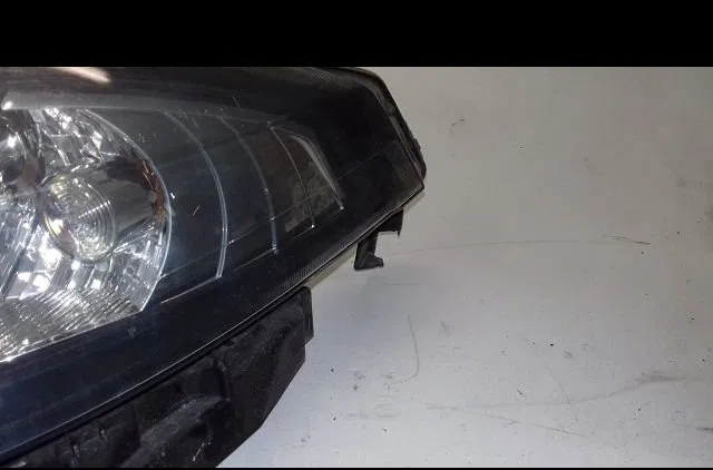 Phare gauche Renault LAGUNA II (BG0-1_) 2.0 16v (bg00, bg0k, bg0p, bg0w) (2002-2007) 5 portes occasion