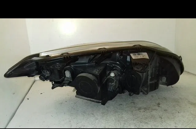 Phare gauche Renault LAGUNA III (BT0-1) 1.5 dci (bt00, bt0a, bt0t, bt1j) (2007-2015) 5 portes occasion