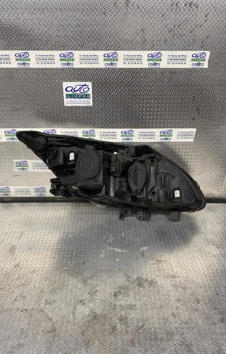 Phare gauche Renault LAGUNA III (BT0-1) 2.0 dci (bt07, bt0j, bt14, bt1a, bt1s) (2007-2015) 5 portes occasion