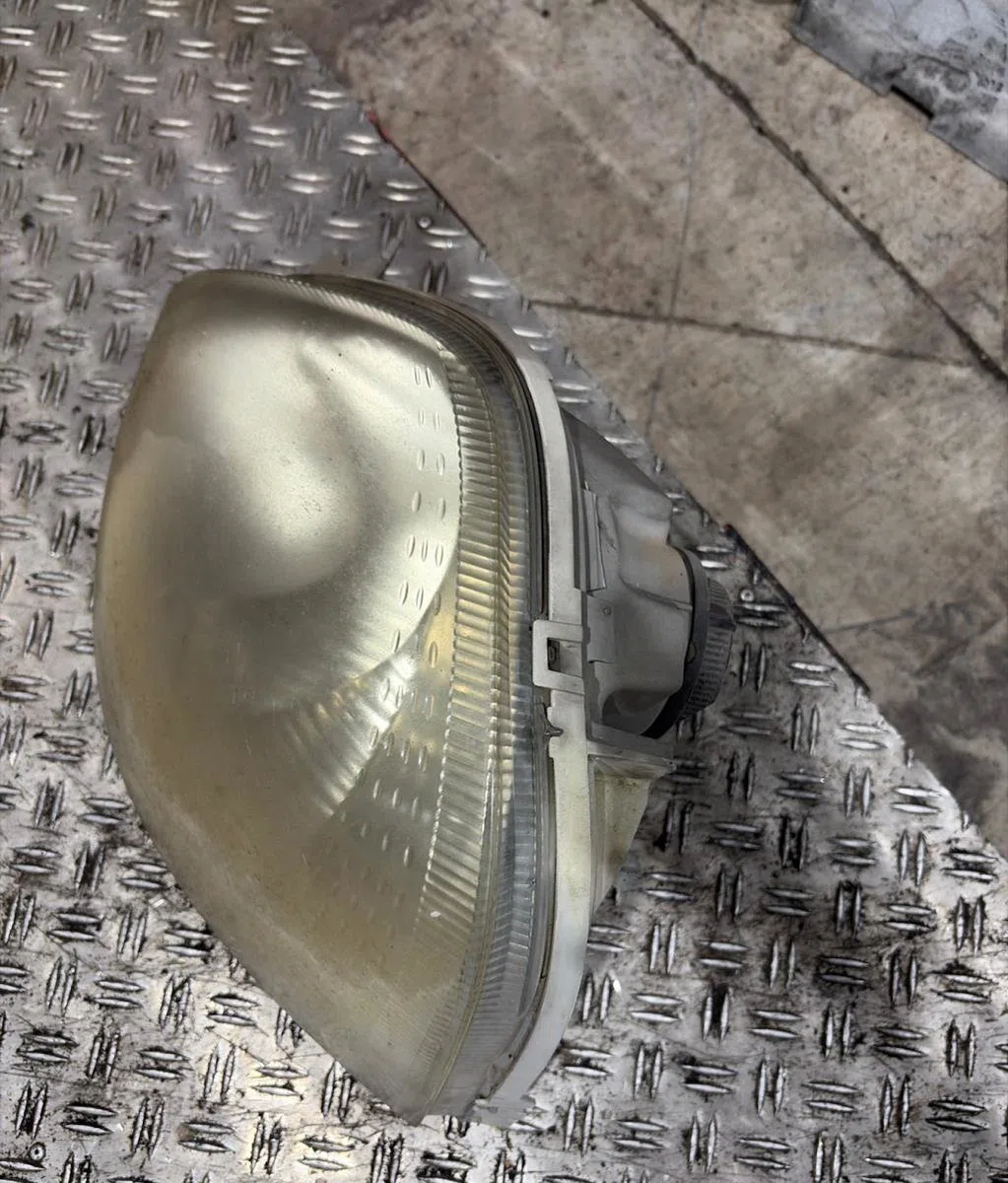 Phare gauche RENAULT MASTER 2 PHASE 3 occasion