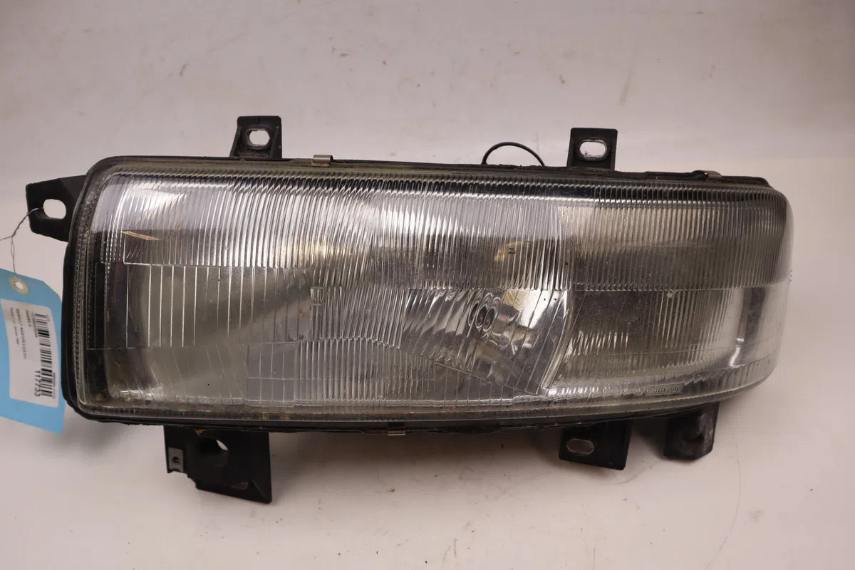 Phare gauche Renault MASTER II Camionnette (FD) 2.8 dti (1998-2001) occasion