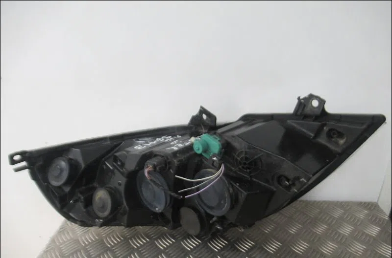 Phare gauche Renault MASTER III Camionnette (FV) 2.3 dci 125 rwd (fv0c, fv0d, fv0h, fv0j, fv0a, fv0k) (2010) occasion
