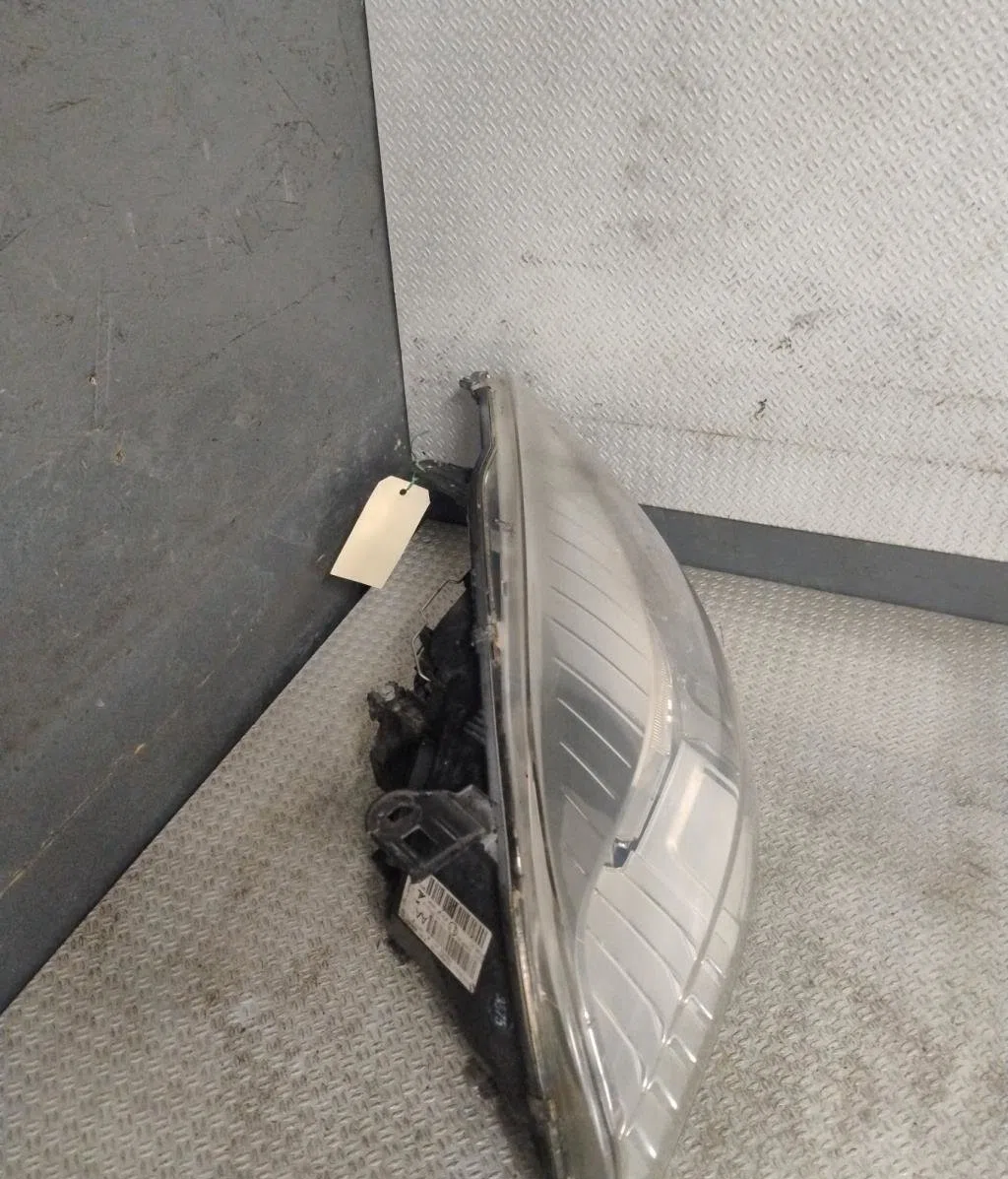 Phare gauche RENAULT MEGANE 3  MEGANE 3 PHASE 1 occasion