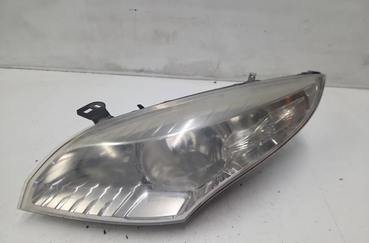 Phare gauche RENAULT MEGANE 3 PHASE 1 COUPE occasion