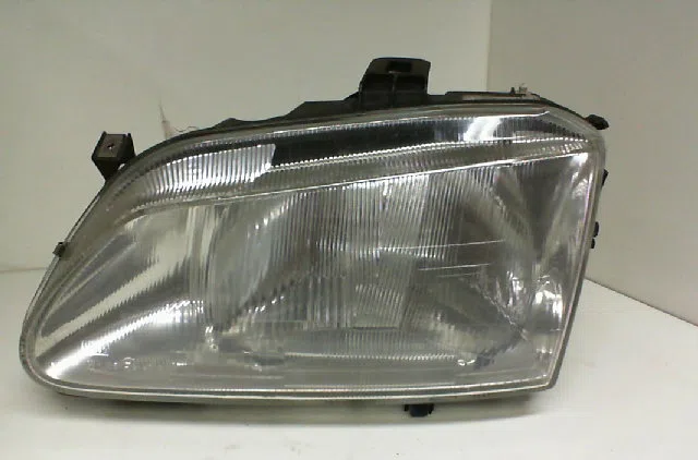 Phare gauche RENAULT MEGANE I  1.9 DTI occasion