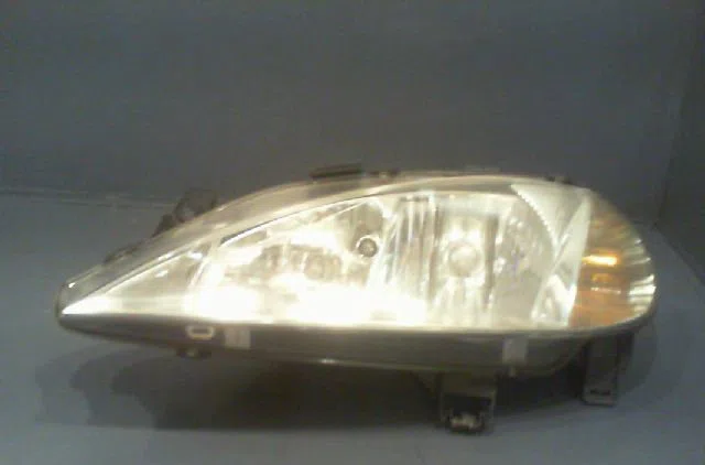 Phare gauche RENAULT MEGANE I 1999 occasion
