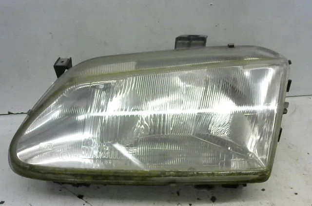Phare gauche Renault MEGANE I (BA0-1_) 1.6 e (ba0f, ba0s) (1996-1999) occasion
