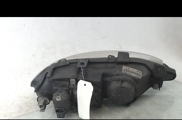 Phare gauche Renault MEGANE I (BA0-1_) 1.9 dti (ba1u) (2001-2003) occasion