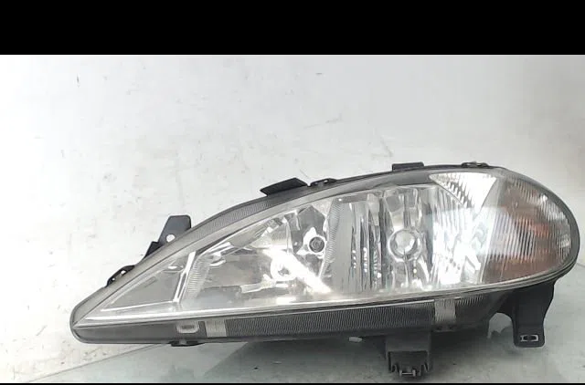 Phare gauche Renault MEGANE I (BA0-1_) 1.9 dti (ba1u) (2001-2003) occasion