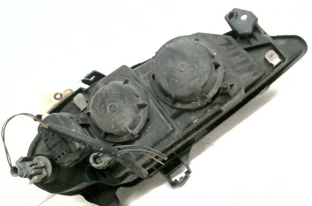 Phare gauche Renault MEGANE I Break (KA0-1_) 1.9 dti (ka1u) (2001-2003) occasion