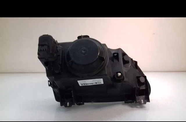 Phare gauche Renault MEGANE I Cabriolet (EA0-1_) 1.6 e (ea0f) (1996-1999) occasion