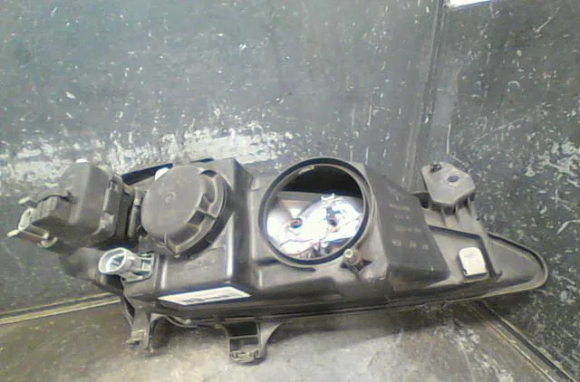 Phare gauche Renault MEGANE I Coupé (DA0-1_) 1.9 dci (da05, da1f) (2001-2003) occasion
